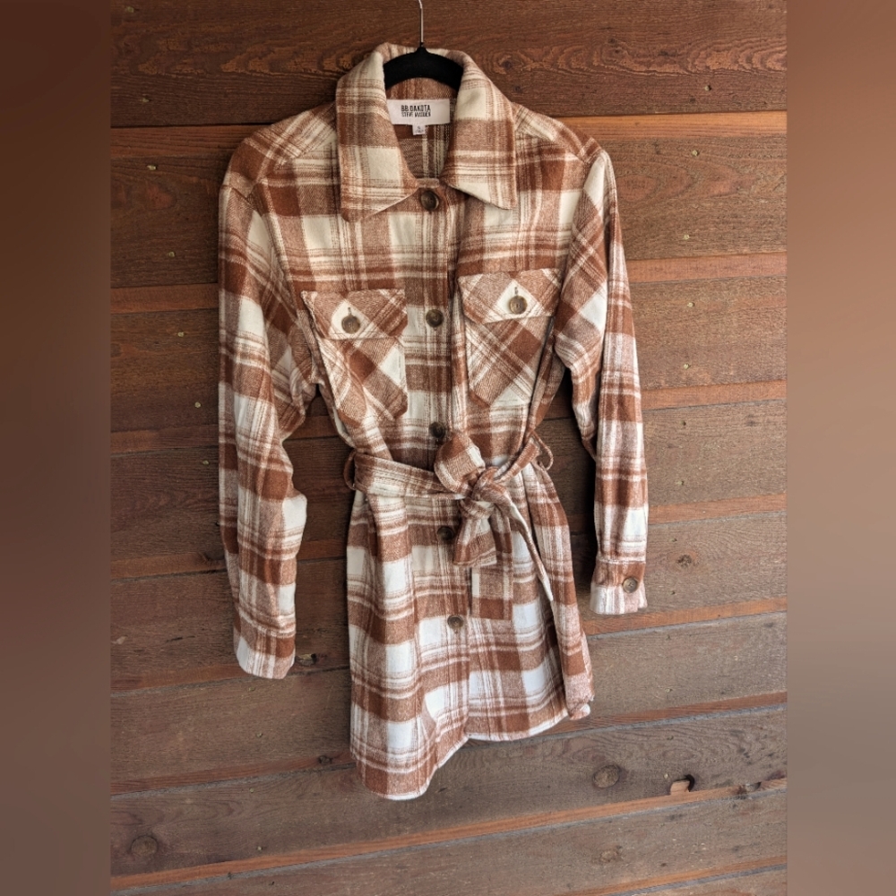 BB Dakota by Steve Madden brown plaid trench coat